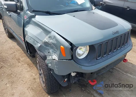 2015 Jeep Renegade Trailhawk из США, поврежденный, VIN ZACCJBCT0FPC01671